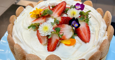 Torta Charlotte Dia das Mães